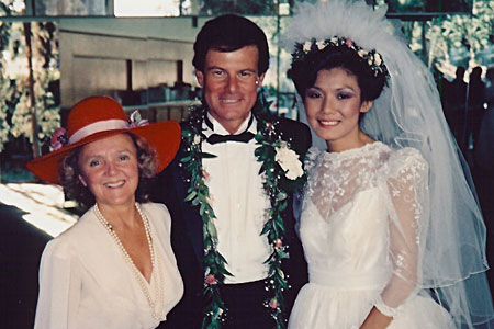 Wedding of Dr. John and Doris Westerdahl, with Patricia Bragg as the Hostess